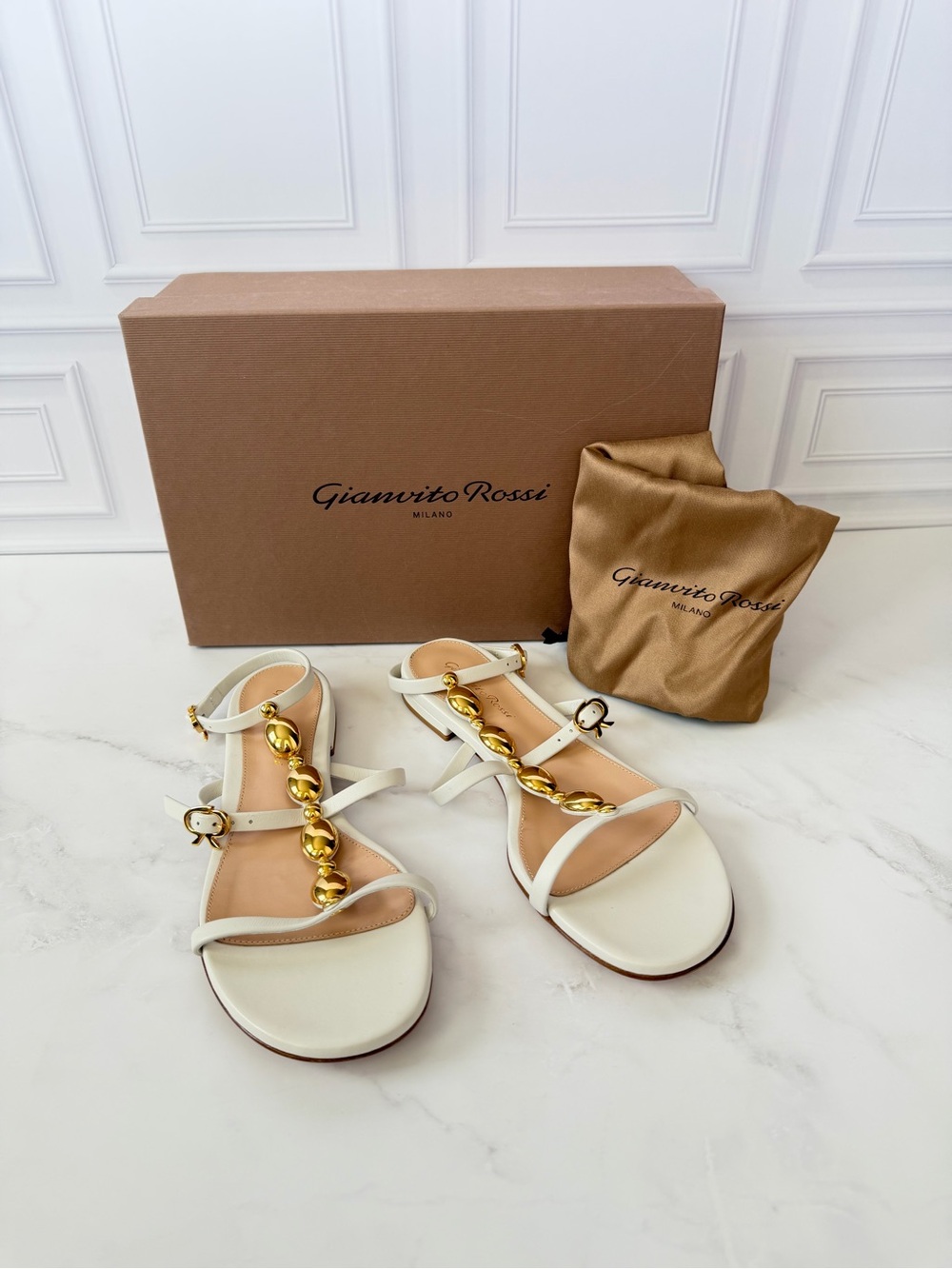 Gianvito Rossi Kalinda Flat Sandals White Leather Gold Beads EU 36.5 NIB